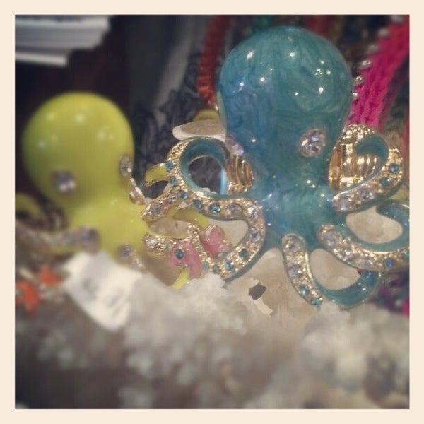 Craig's Curious Emporium 3004 Paseo