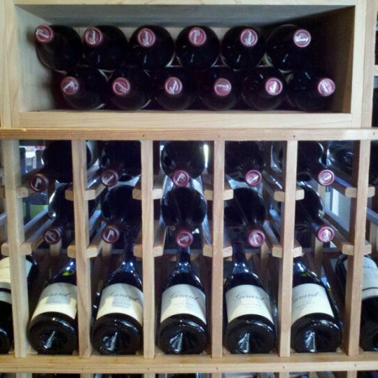 9/12/2012にKen W.がGirard Winery Tasting Roomで撮った写真