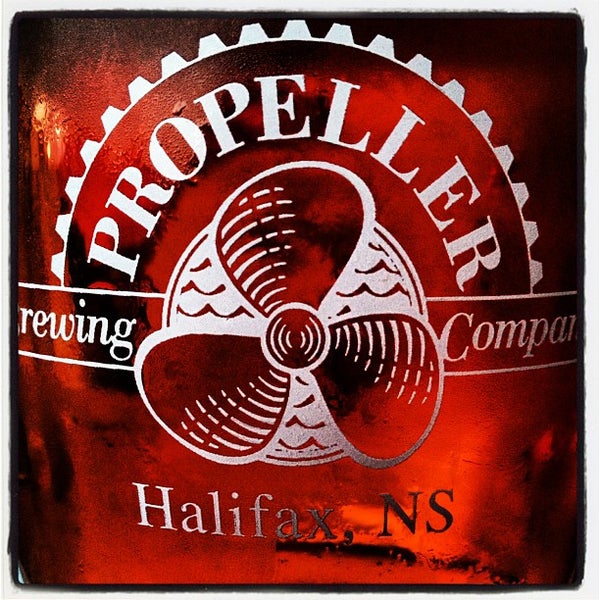 Photo taken at Hart &amp; Thistle Gastropub &amp; Brewery by Warren on 7/21/2012