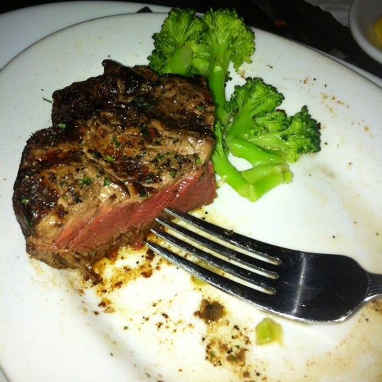 Photo taken at Ruth&#39;s Chris Steak House - Columbia by Filip R. on 3/15/2012