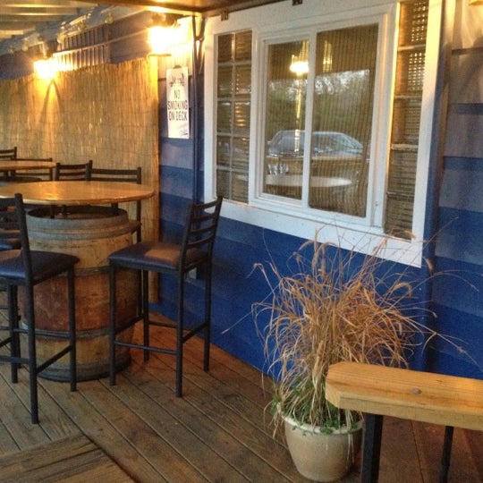 Mutiny Pirate Bar and Island Grille (Now Closed) American Restaurant