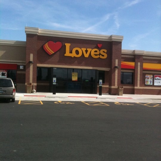 Love S Travel Stop Truck Stop In Kankakee