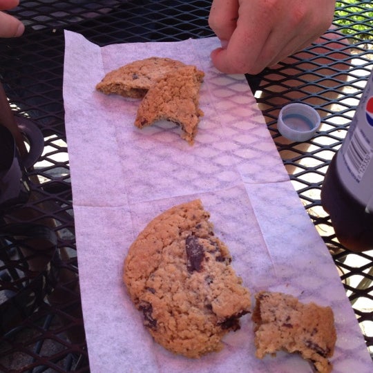 Tom's Mom's Cookies 267 S Spring St