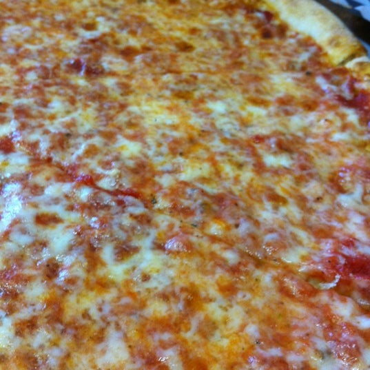 Photo taken at Pappone&#39;s Pizzeria by Sam K. on 2/3/2012
