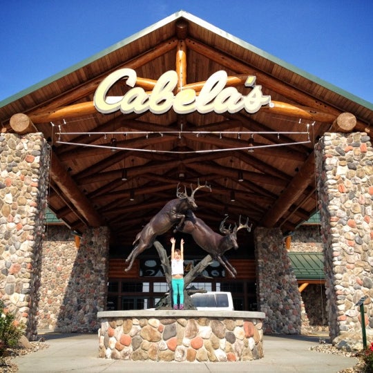 Cabela's 18 tips from 2885 visitors