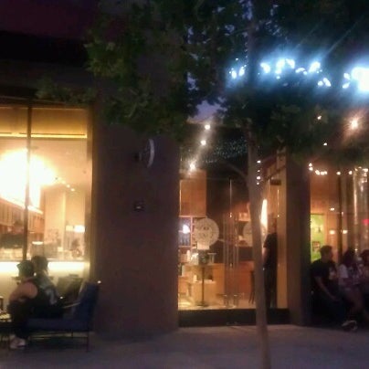 6/23/2012にRommel DG D.がThe Coffee Bean &amp; Tea Leafで撮った写真