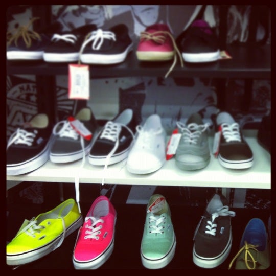 vans skate shop