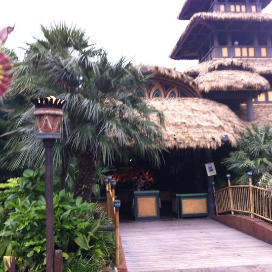 Photos At 魅惑のチキルーム スティッチ プレゼンツ アロハ エ コモ マイ The Enchanted Tiki Room Stitch Presents Aloha E Komo Mai 8 Tips