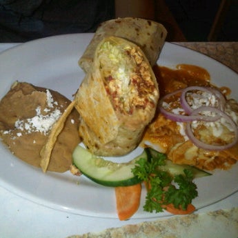 6/16/2012 tarihinde Gabriel L.ziyaretçi tarafından Mango Cantina Restaurant &amp; Sports Bar'de çekilen fotoğraf