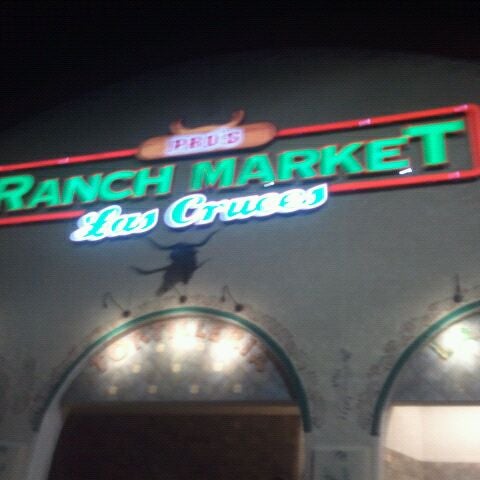 Das Foto wurde bei Los Altos Ranch Market von Alexis D. am 2/24/2012 aufgenommen