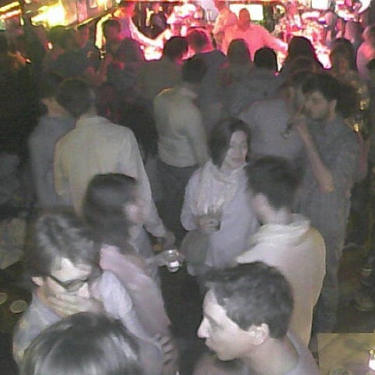 รูปภาพถ่ายที่ Café Pollux โดย ᴡ L. เมื่อ 4/24/2012