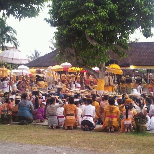Photo taken at Pura Penataran Sasih, Pejeng by DAGUSSAJI on 3/12/2012