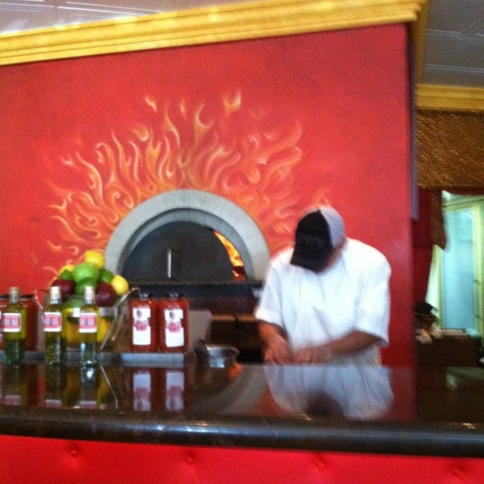 9/13/2012 tarihinde Ed A.ziyaretçi tarafından Arturo Boada Cuisine'de çekilen fotoğraf