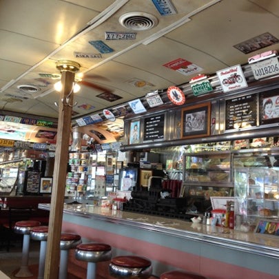 Photo taken at Crazy Otto&#39;s Empire Diner by Luis P. on 7/31/2012