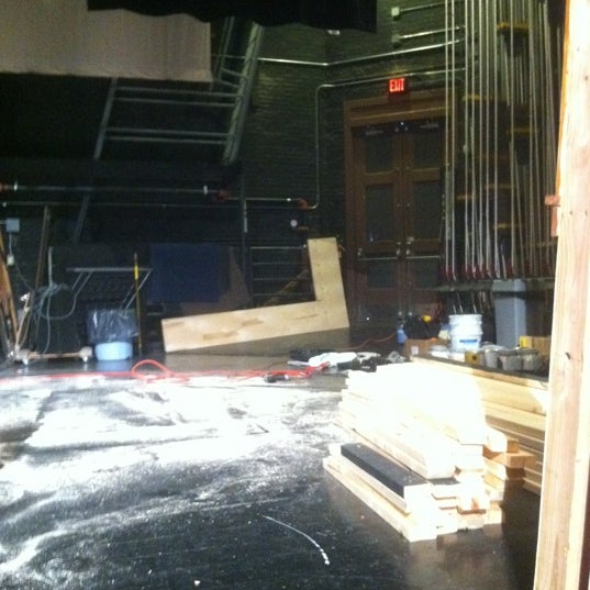2/26/2012 tarihinde Amanda F.ziyaretçi tarafından Grand Opera House'de çekilen fotoğraf