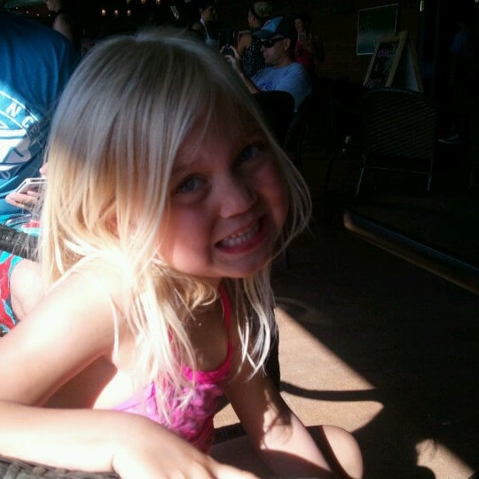 6/8/2012にShannaがBraccoで撮った写真