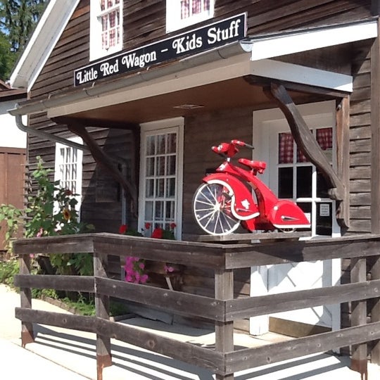 little red wagon store