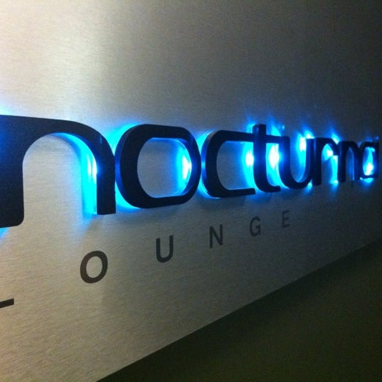 Nocturna Lounge Karaoke Bar in Downtown Honolulu