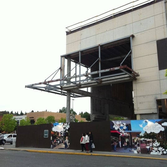 Barnes Noble Now Closed Northeast Seattle 24 Tips From 1794 Visitors