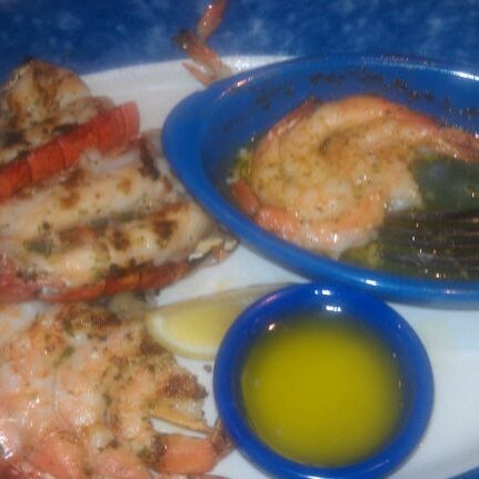 Foto scattata a Red Lobster da Courtney B. il 5/12/2012