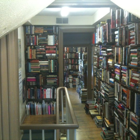 6/9/2012にSarah M.がThe Book Houseで撮った写真