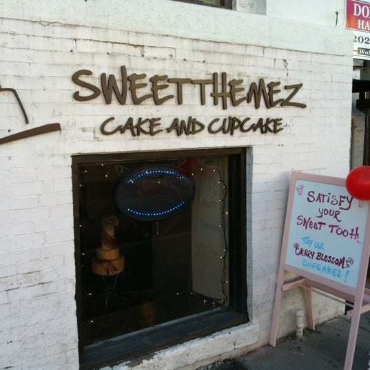 Photo taken at Sweet Themez Cake &amp; Cupcake by Michael W. on 3/27/2012