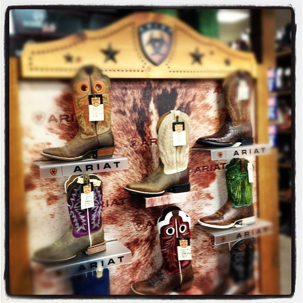 cavender's boot city