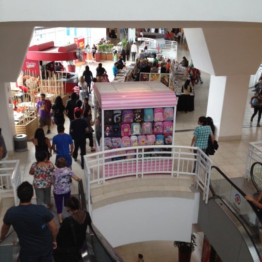 2/27/2012에 Jose Cisternas Olmedo @.님이 Mall Arauco San Antonio에서 찍은 사진