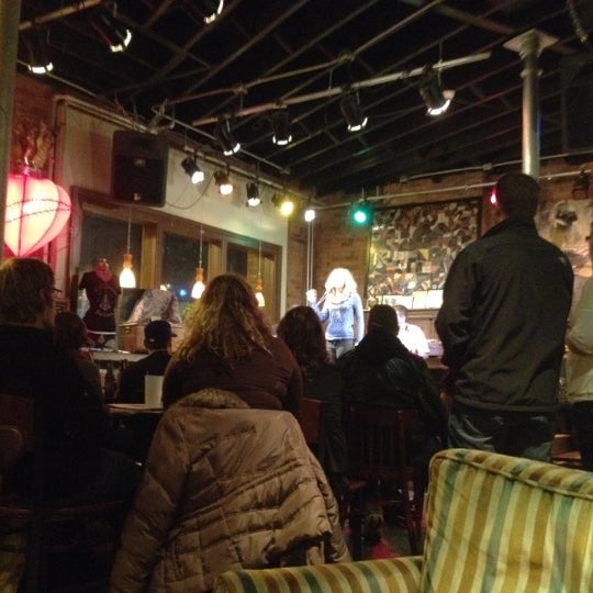 Photo taken at Boulder Coffee Co Cafe and Lounge by Ergin A. on 2/12/2012