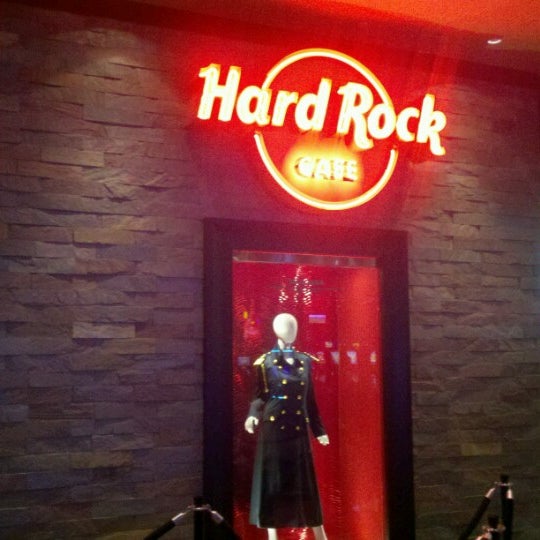 Photo taken at Hard Rock Cafe Four Winds by Ryan A. on 7/21/2012
