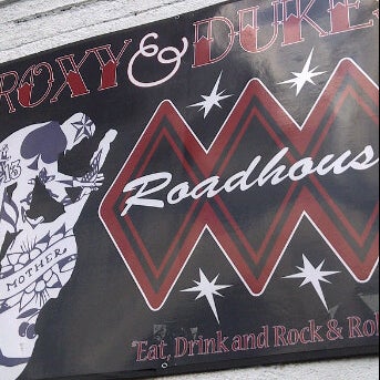 Photo taken at Roxy &amp; Duke&#39;s Roadhouse by King G. on 6/17/2012