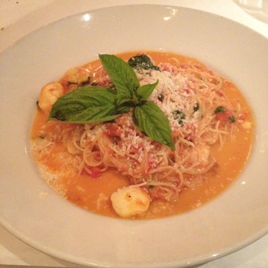 Foto tomada en Pazzo! Cucina Italiana  por Britney el 6/20/2012