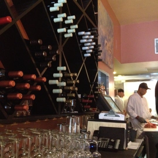 Money Talks Raw Bar
