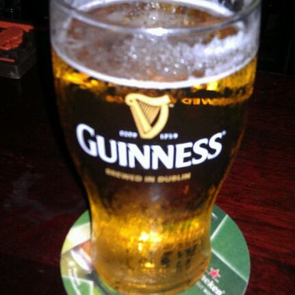 Foto tomada en Brian O&#39;Neill&#39;s Irish Pub  por Ralph R. el 2/29/2012