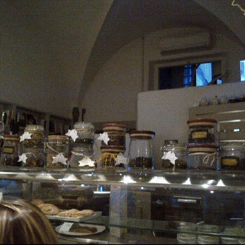 7/12/2012にPriscila V.がCuculia Libreria con Cucinaで撮った写真