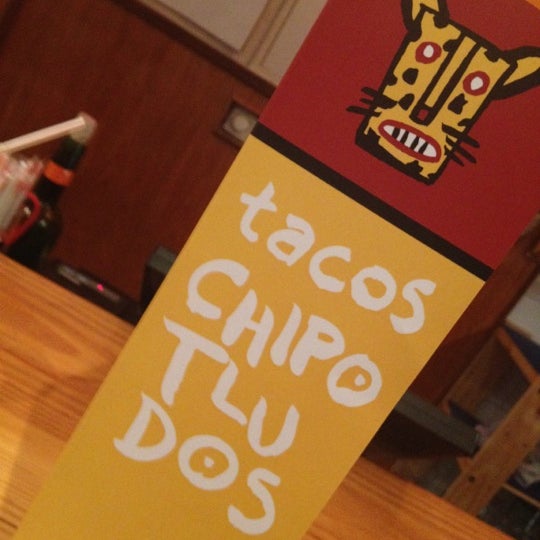 รูปภาพถ่ายที่ Tacos Chapultepec โดย Dario T. เมื่อ 3/28/2012