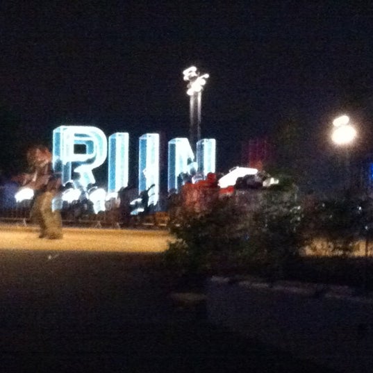 Queens Park playground Harrow Road 1 tip