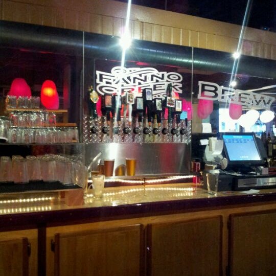 Photo taken at Max&#39;s Fanno Creek Brew Pub by Sean F. on 3/28/2012