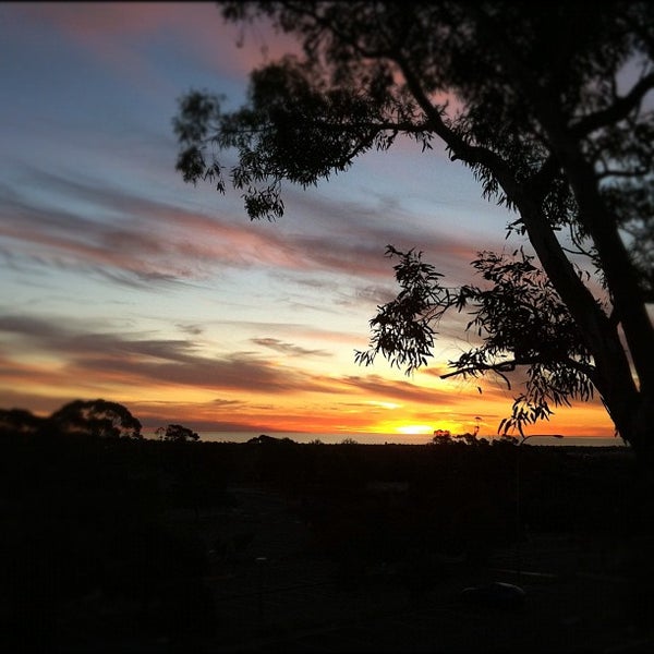 รูปภาพถ่ายที่ Flinders University โดย Muhammad N. เมื่อ 4/14/2012