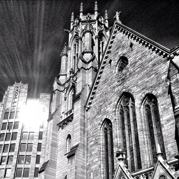Photo taken at Christ Church Cathedral by Erin T. on 9/5/2012