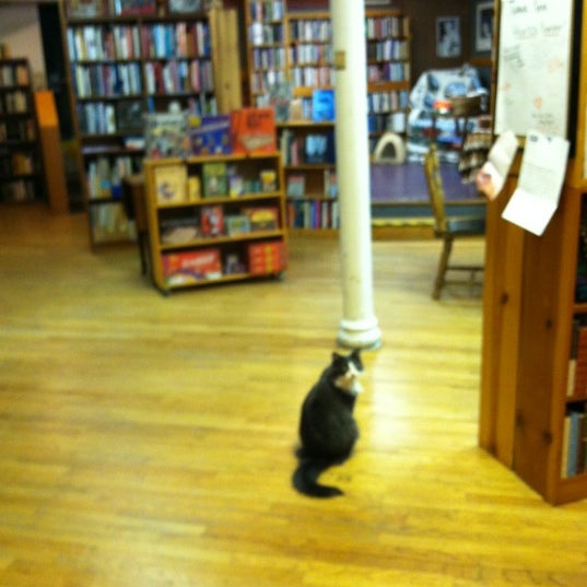Photo taken at Haunted Bookshop by Lindsy B. on 2/18/2012