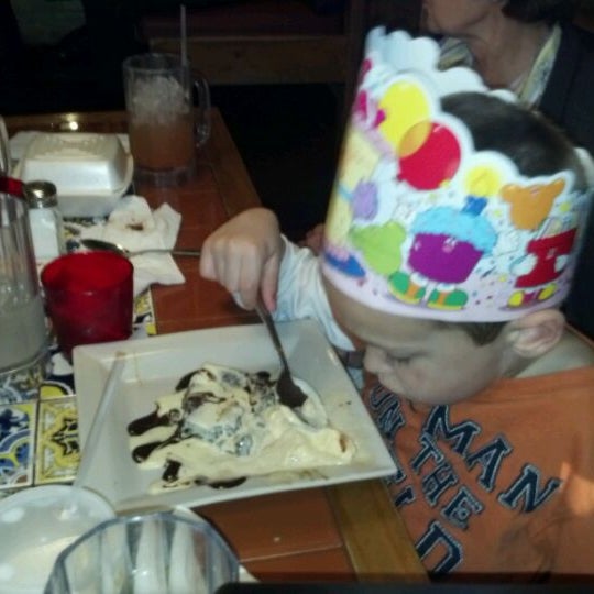 Photo taken at Chili&#39;s Grill &amp; Bar by Pete K. on 5/15/2012