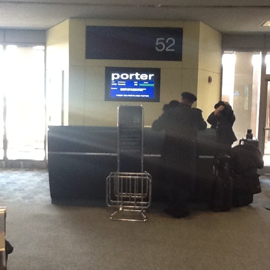 Photos At Porter Airlines Ticket Counter Airport Service
