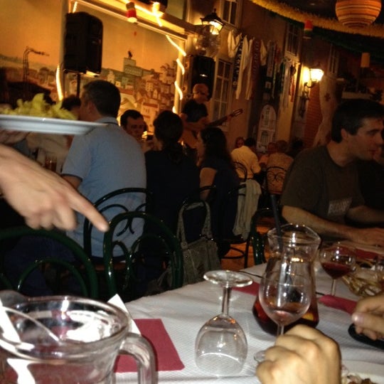 Páteo das Cantigas Portela, Lisboa