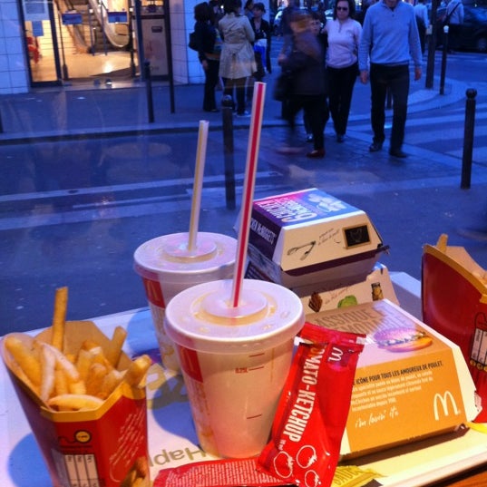 photos at mcdonald s grenelle 1 rue du commerce
