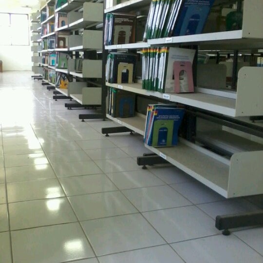 Foto diambil di UPT Perpustakaan Unsyiah oleh Khairil K. pada 6/11/2012