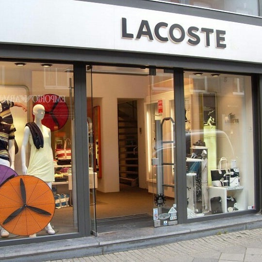 kofferbak Relatie Landschap Lacoste - Boutique in Museumkwartier