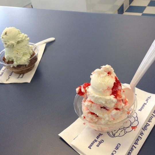3/10/2012にDaniel R.がHandel&#39;s Homemade Ice Cream &amp; Yogurtで撮った写真