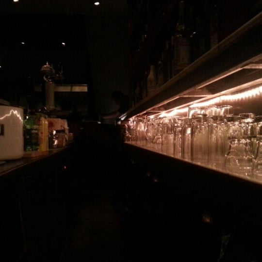 6/15/2012にJason M.がCafé Del Barで撮った写真