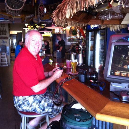 9/5/2012에 Suzanne T.님이 Dirty Don&#39;s Oyster Bar &amp; Grill에서 찍은 사진